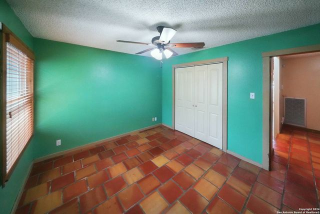 16907 Springhill, San Antonio, TX 78232