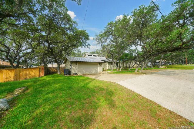 16907 Springhill, San Antonio, TX 78232