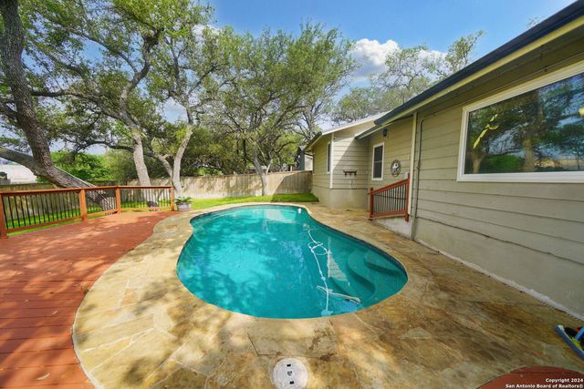 16907 Springhill, San Antonio, TX 78232