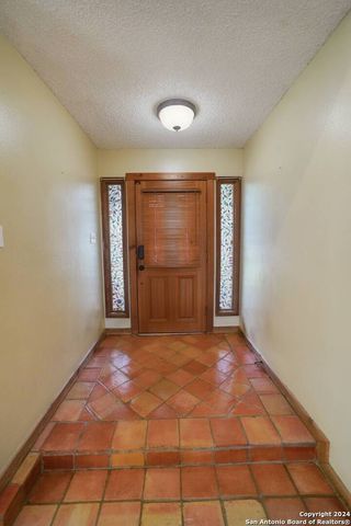 16907 Springhill, San Antonio, TX 78232