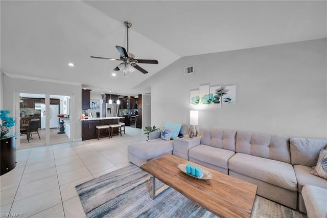3221 SW 11TH PL, Cape Coral, FL 33914