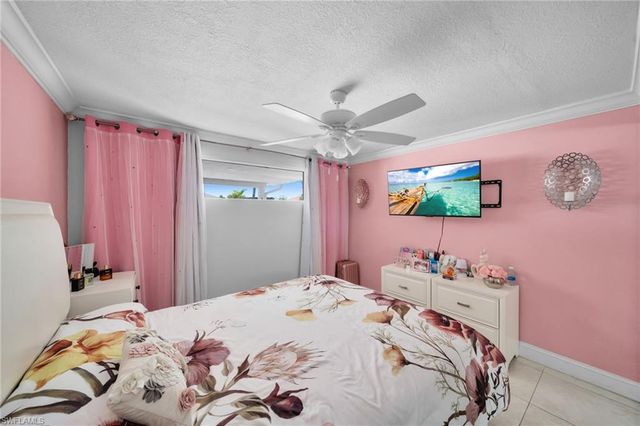 3221 SW 11TH PL, Cape Coral, FL 33914