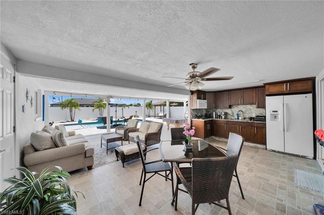 3221 SW 11TH PL, Cape Coral, FL 33914
