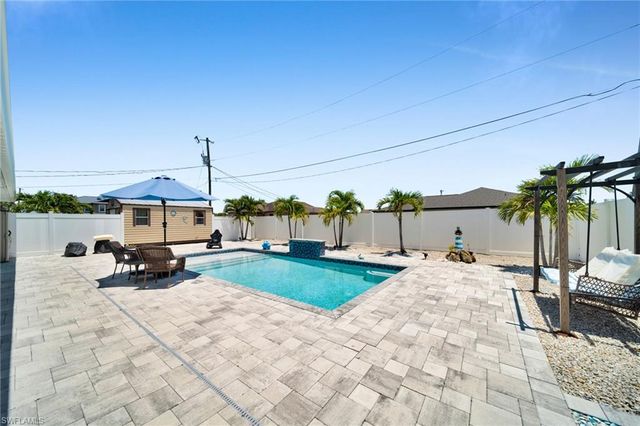 3221 SW 11TH PL, Cape Coral, FL 33914