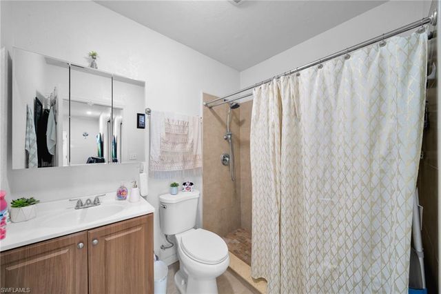 3221 SW 11TH PL, Cape Coral, FL 33914