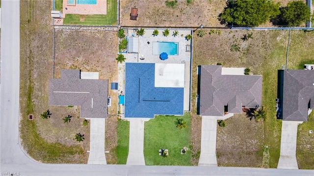3221 SW 11TH PL, Cape Coral, FL 33914
