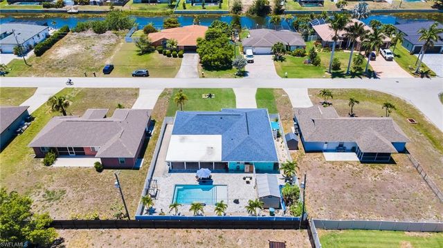 3221 SW 11TH PL, Cape Coral, FL 33914