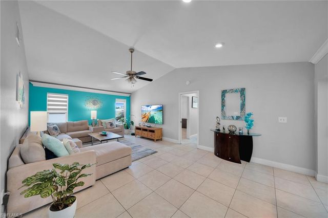 3221 SW 11TH PL, Cape Coral, FL 33914