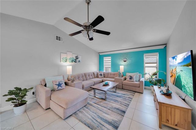 3221 SW 11TH PL, Cape Coral, FL 33914