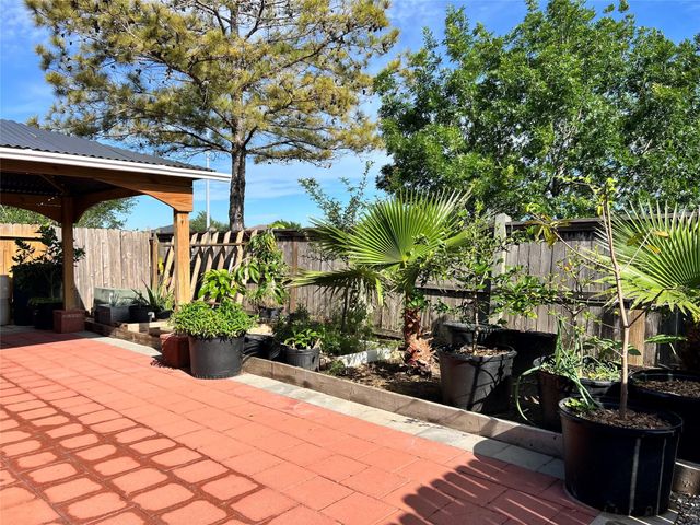 9111 Fuqua Ridge Lane, Houston, TX 77075