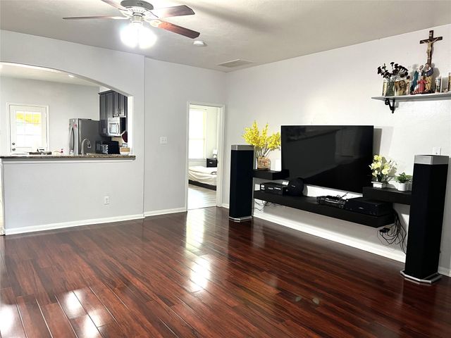 9111 Fuqua Ridge Lane, Houston, TX 77075