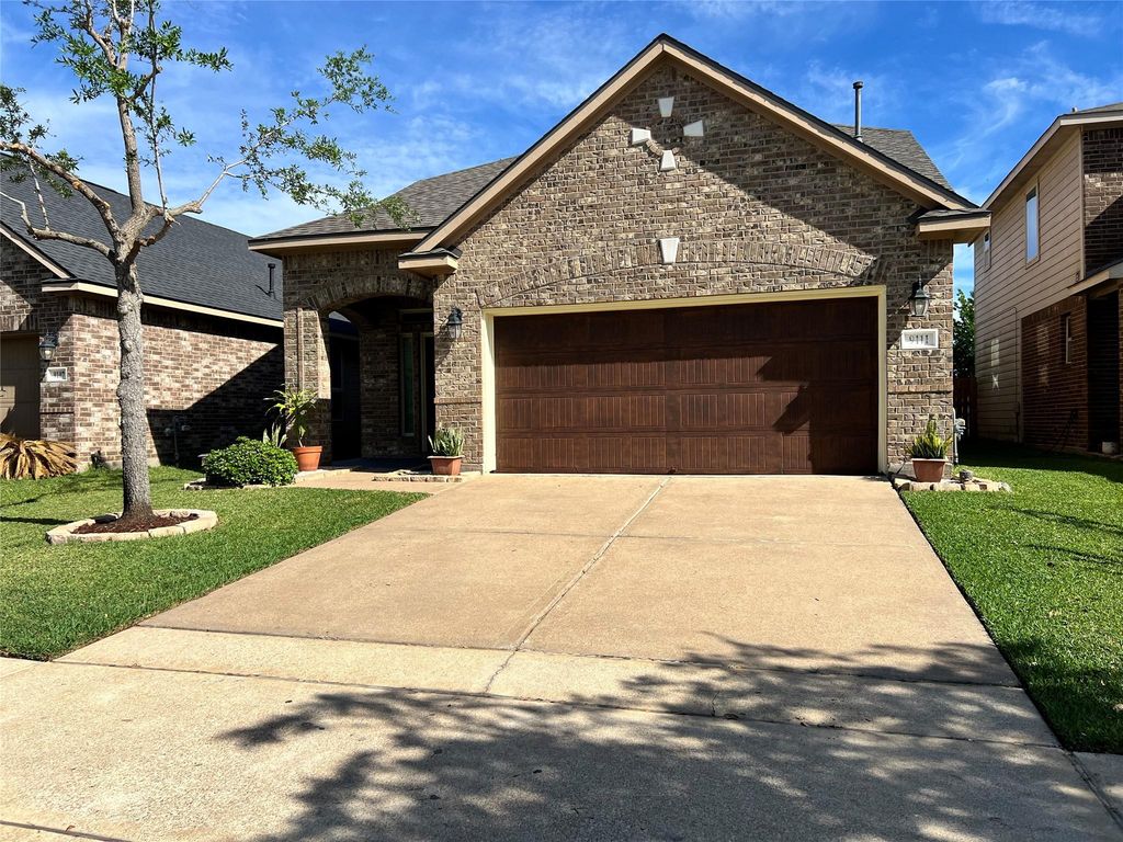 9111 Fuqua Ridge Lane, Houston, TX 77075