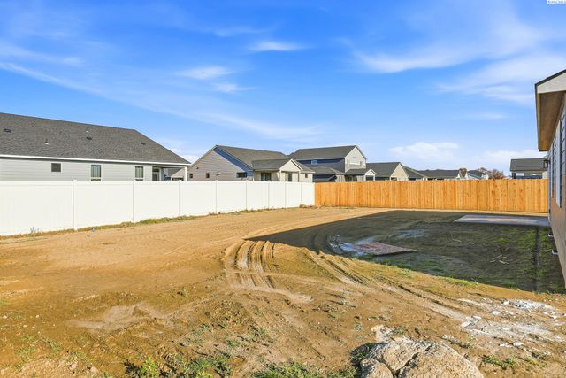 501 Amberly Ave, Grandview, WA 98930