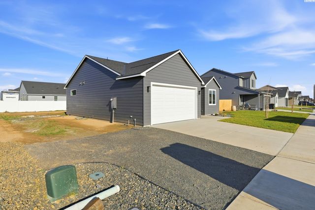 501 Amberly Ave, Grandview, WA 98930
