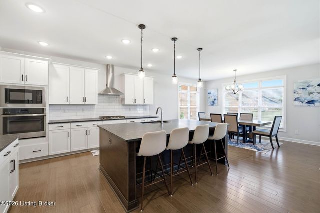 11531 Angel Falls Dr, Prospect, KY 40059