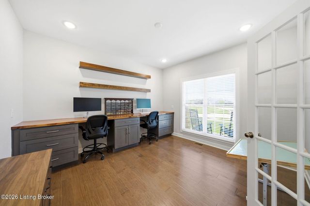 11531 Angel Falls Dr, Prospect, KY 40059