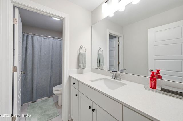 11531 Angel Falls Dr, Prospect, KY 40059