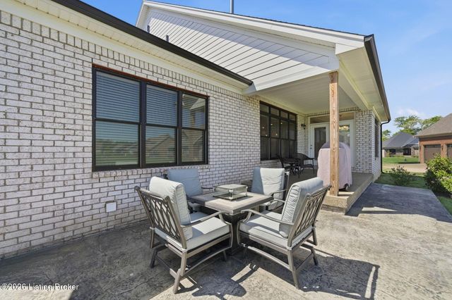 11531 Angel Falls Dr, Prospect, KY 40059
