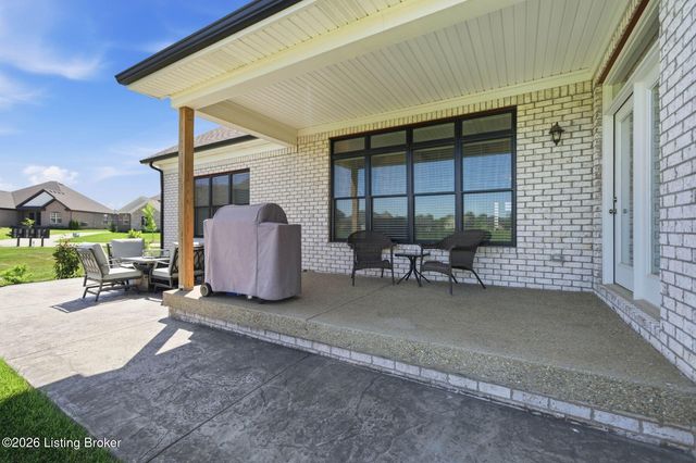 11531 Angel Falls Dr, Prospect, KY 40059