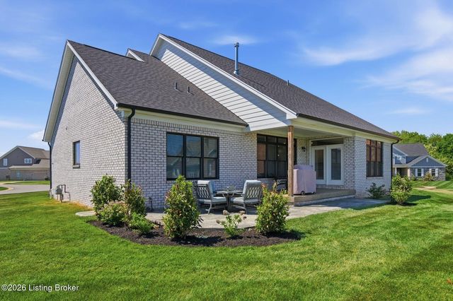 11531 Angel Falls Dr, Prospect, KY 40059