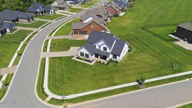 11531 Angel Falls Dr, Prospect, KY 40059