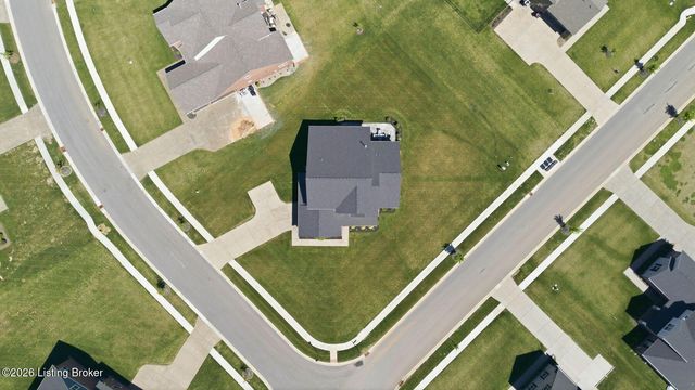 11531 Angel Falls Dr, Prospect, KY 40059