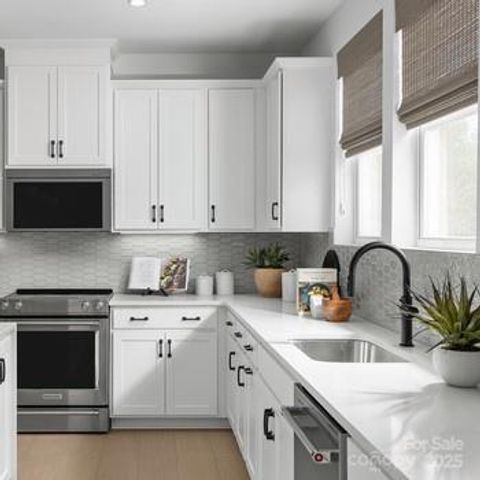 7072 Westrow Avenue 67, Charlotte, NC 28278