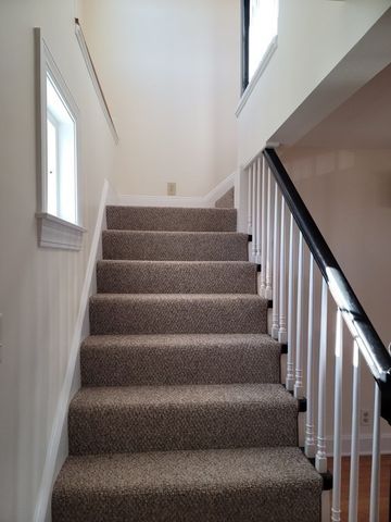 159 Cross St 159, Winchester, MA 01890