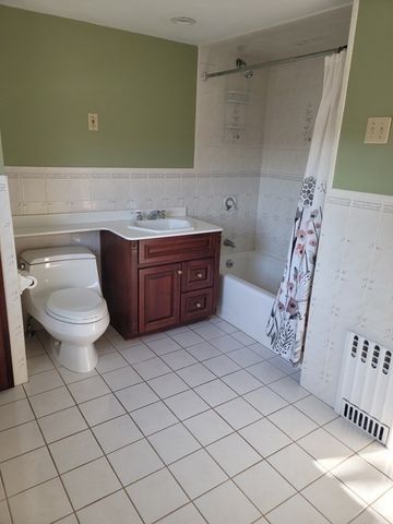 159 Cross St 159, Winchester, MA 01890