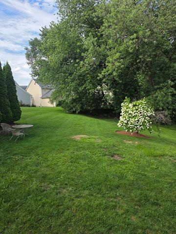 159 Cross St 159, Winchester, MA 01890