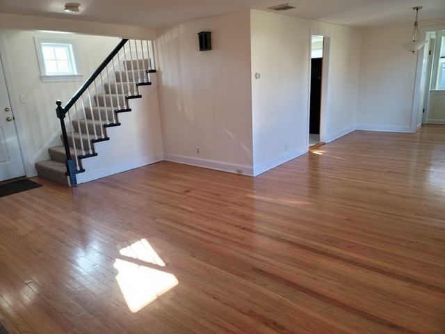 159 Cross St 159, Winchester, MA 01890