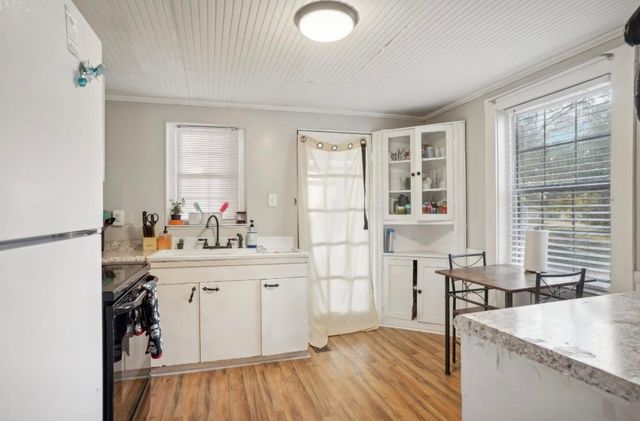103 Mimosa Street, Cowpens, SC 29330