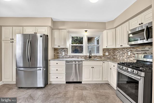 6 CONOVER AVE, Ewing Twp, NJ 08638