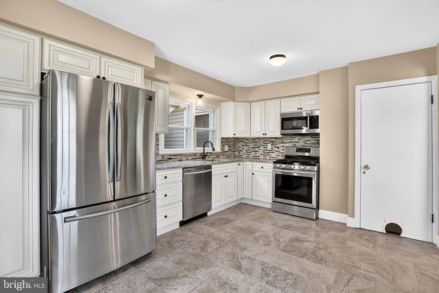 6 CONOVER AVE, Ewing Twp, NJ 08638