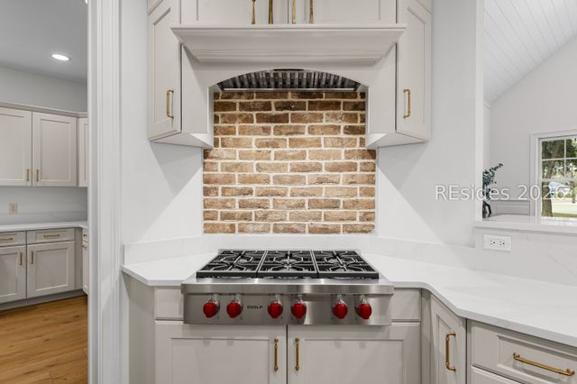 14 Inverness Dr, Bluffton, SC 29910