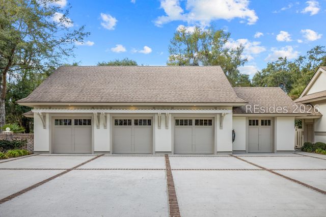 14 Inverness Dr, Bluffton, SC 29910