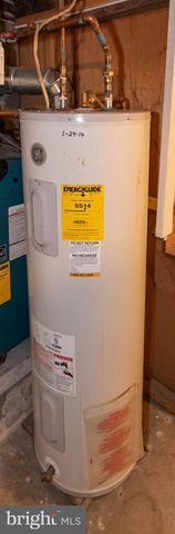 7316 GREENBANK RD, Baltimore, MD 21220