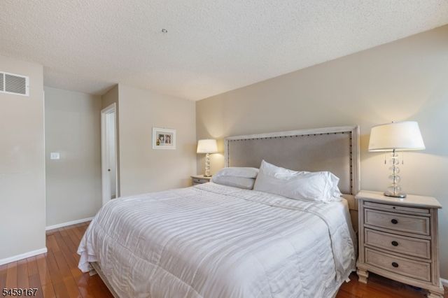 1293 Paddington Rd, Mahwah Twp., NJ 07430
