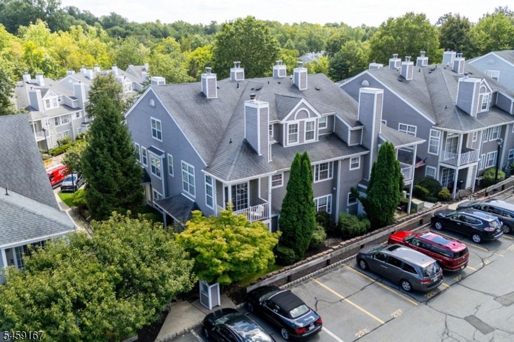1293 Paddington Rd, Mahwah Twp., NJ 07430 — exterior