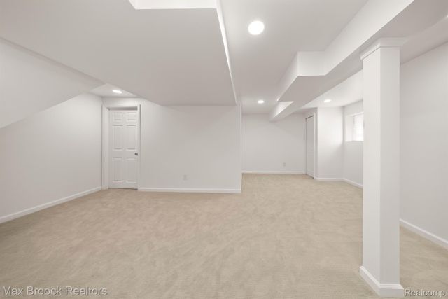 29349 DOUGLAS Drive, Novi, MI 48377