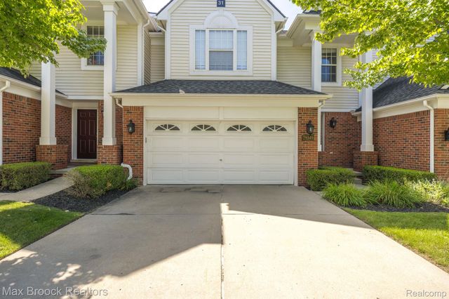 29349 DOUGLAS Drive, Novi, MI 48377