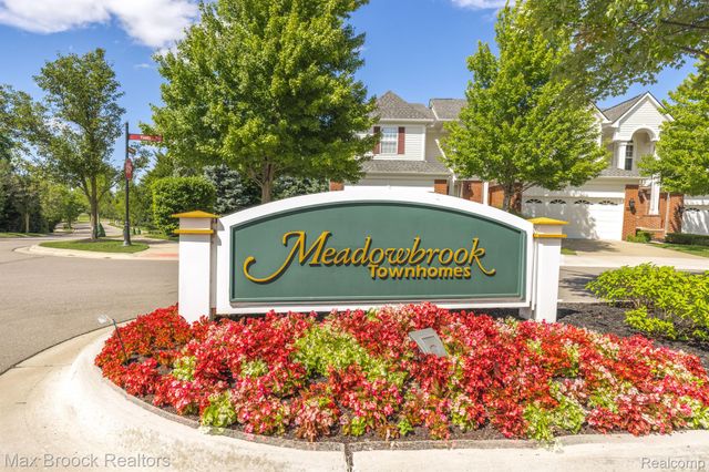 29349 DOUGLAS Drive, Novi, MI 48377