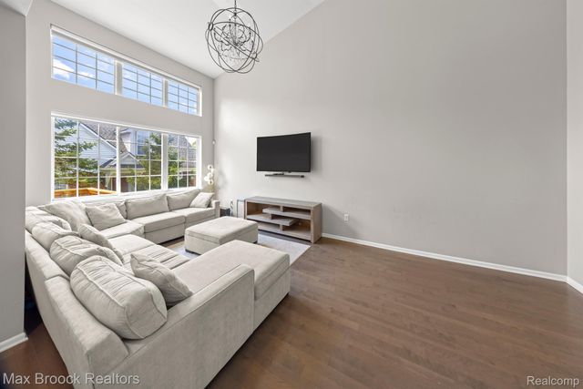 29349 DOUGLAS Drive, Novi, MI 48377