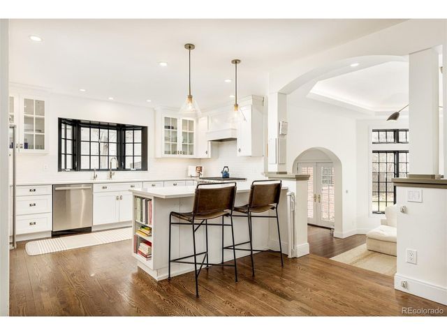 431 Dexter St, Denver, CO 80220