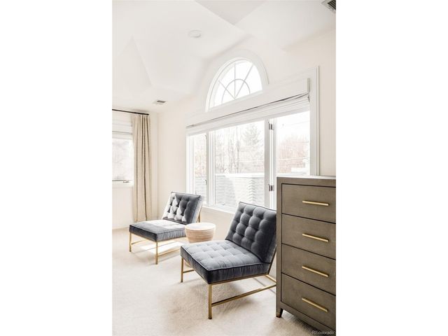 431 Dexter St, Denver, CO 80220