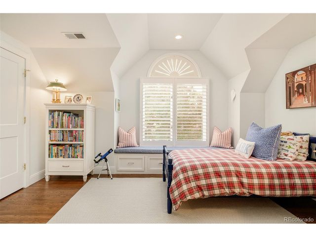 431 Dexter St, Denver, CO 80220