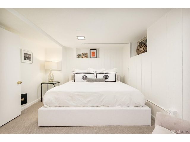 431 Dexter St, Denver, CO 80220