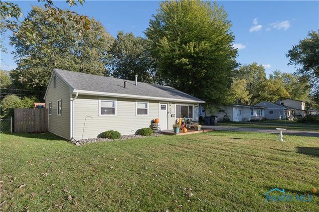 1810 Birdie Drive, Toledo, OH 43615