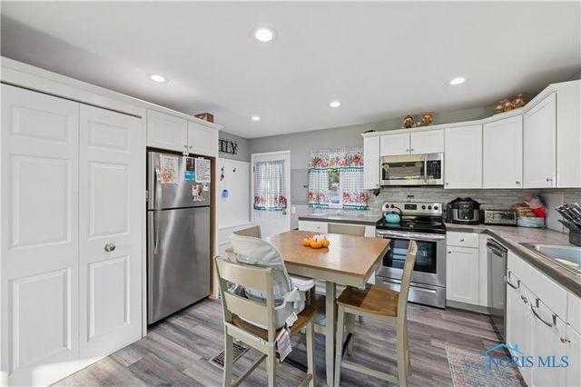 1810 Birdie Drive, Toledo, OH 43615