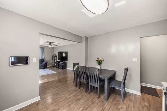 632 12th Street, West Des Moines, IA 50265